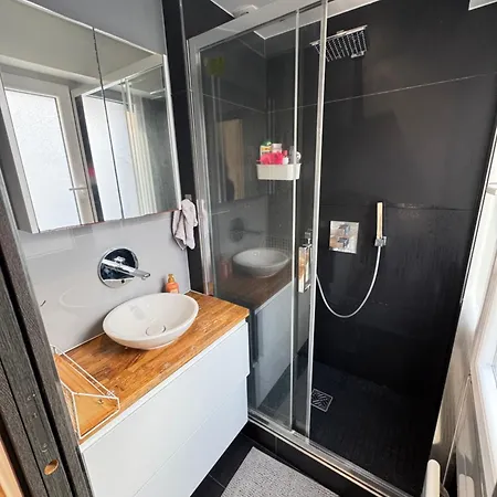 Apartment Carmontelle, 4 People Le Raincy